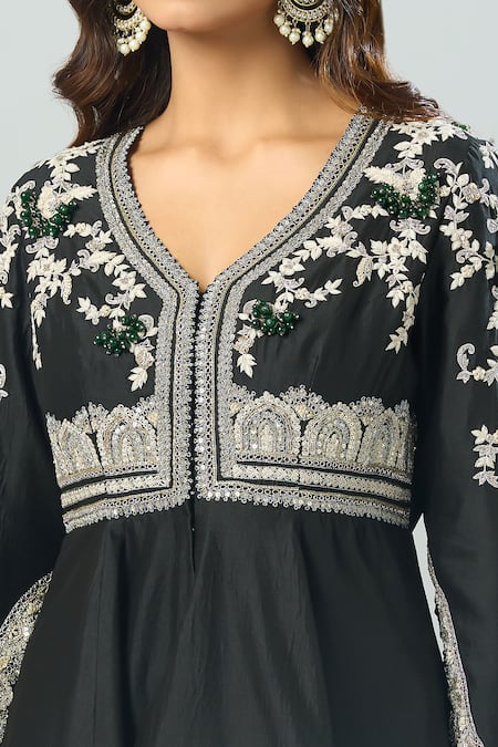 Buy_Prisho_Black Chiffon Lace, Embroidery V-neck Floral Vine Peplum Tunic And Sharara Set 