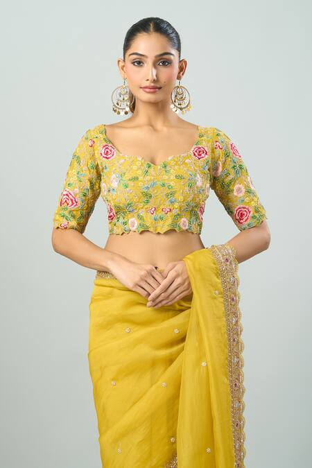 Shop Azeera Yellow Chiffon Embroidery, Sequins, Beads Open Neck Floral Saree And Blouse Set Shop_Azeera_Yellow Chiffon Embroidery, Sequins, Beads Open Neck Floral Saree And Blouse Set
