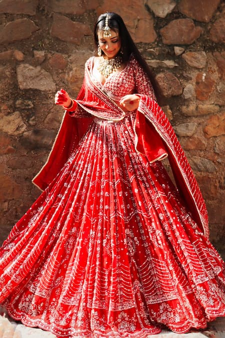 Shop Amaltas Couture Red Organza Cut Work, Beads, Sequins, Pearls Embroidered Cutdana Lehenga Set at Aza Fashions Shop_Amaltas Couture_Red Organza Cut Work, Beads, Sequins, Pearls Embroidered Cutdana Lehenga Set _at_Aza_Fashions