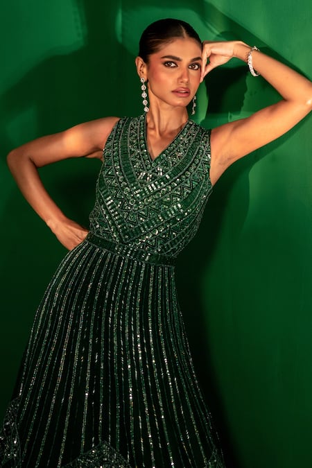 Buy Bandhani Green Organza Pearls, Beads, Sequins V-neck Floral And Geometric Embroidered Gown Online at Aza Fashions Buy_Bandhani_Green Organza Pearls, Beads, Sequins V-neck Floral And Geometric Embroidered Gown _Online_at_Aza_Fashions