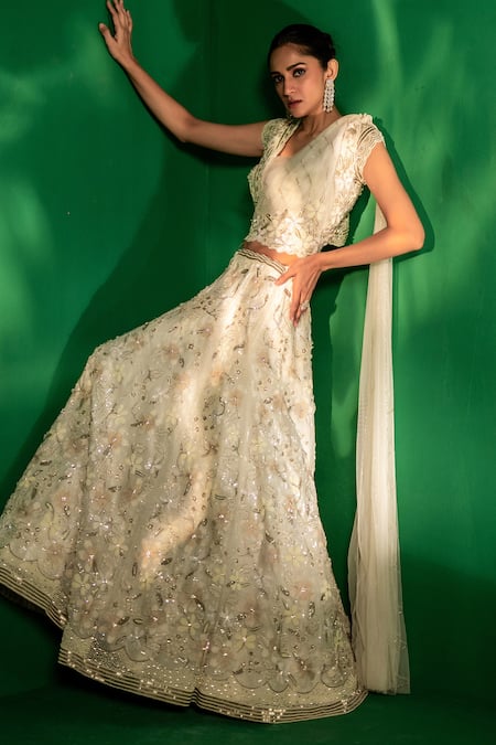 Shop Bandhani White Organza Sequins, Beads, Cut Work, Embroidery V-neck Floral Lehenga Set Online at Aza Fashions Shop_Bandhani_White Organza Sequins, Beads, Cut Work, Embroidery V-neck Floral Lehenga Set _Online_at_Aza_Fashions