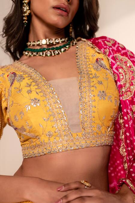 Buy_Bandhani_Yellow Silk Gota Patti, Embroidery V-neck Floral Lehenga Set 
