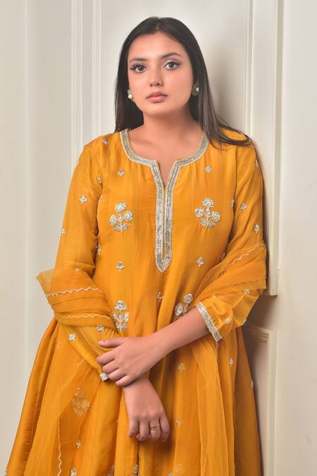 Buy_Sunita Bhandari_Gold Tulle, Viscose, Georgette Zari, Floral Embroidered Kalidar Kurta Set _Online_at_Aza_Fashions