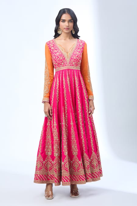 Shop Torani Pink Sequins, Beads, Zari Scoop Neck Thread Embroidered Anarkali Set Shop_Torani_Pink Sequins, Beads, Zari Scoop Neck Thread Embroidered Anarkali Set