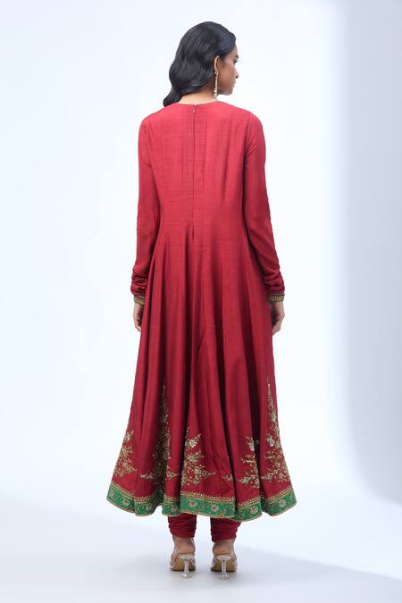 Shop Torani Red Chiffon Zari, Sequins Round Neck Zardozi Embroidered Anarkali Set at Aza Fashions Shop_Torani_Red Chiffon Zari, Sequins Round Neck Zardozi Embroidered Anarkali Set _at_Aza_Fashions