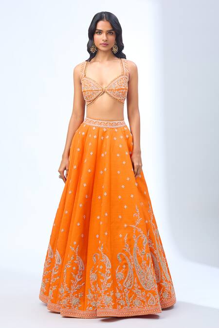 Buy Torani Orange Sequins, Beads, Zari Sweetheart Neck Paisley Embroidered Lehenga Set Buy_Torani_Orange Sequins, Beads, Zari Sweetheart Neck Paisley Embroidered Lehenga Set