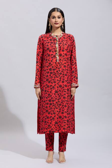 Buy Anamika Khanna Coral Cotton, Chiffon Beads, Sequins Round Neck Embroidered Kurta Set Buy_Anamika Khanna_Coral Cotton, Chiffon Beads, Sequins Round Neck Embroidered Kurta Set
