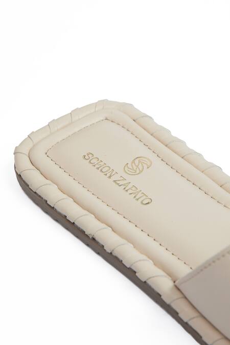 SCHON ZAPATO Gold Brooches Shell Flats Online at Aza Fashions SCHON ZAPATO_Gold Brooches Shell Flats _Online_at_Aza_Fashions