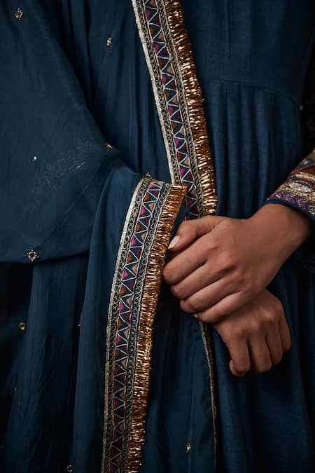 Shop Saahiil Kapoor Green Tussar, Organza, Crepe Embroidery, Mirrors, Aafiya Zardozi Anarkali Set Online at Aza Fashions Shop_Saahiil Kapoor_Green Tussar, Organza, Crepe Embroidery, Mirrors, Aafiya Zardozi Anarkali Set _Online_at_Aza_Fashions