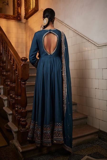 Shop Saahiil Kapoor Green Tussar, Organza, Crepe Embroidery, Mirrors, Aafiya Zardozi Anarkali Set at Aza Fashions Shop_Saahiil Kapoor_Green Tussar, Organza, Crepe Embroidery, Mirrors, Aafiya Zardozi Anarkali Set _at_Aza_Fashions