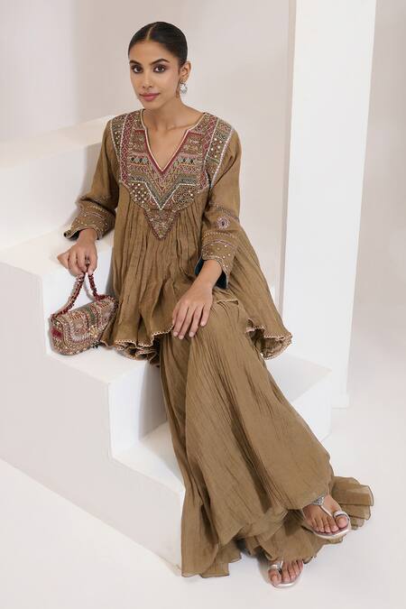 Saahiil Kapoor Gold Cotton, , Chanderi Sequins, Beads, Aafra Choga Kurta With Gharara at Aza Fashions Saahiil Kapoor_Gold Cotton, , Chanderi Sequins, Beads, Aafra Choga Kurta With Gharara _at_Aza_Fashions