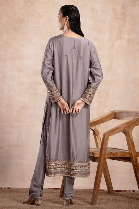 Saahiil Kapoor Grey Tussar, Crepe, Organza Sequins, Beads, Rabia Zardozi Embroidered Kurta Set at Aza Fashions Saahiil Kapoor_Grey Tussar, Crepe, Organza Sequins, Beads, Rabia Zardozi Embroidered Kurta Set _at_Aza_Fashions