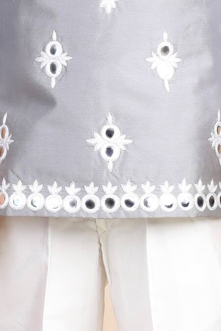 Shop_The Little Celebs_Gray Silk, Crepe, Cotton Mirrors, Embroidery Floral Butti Kurta Set _Online_at_Aza_Fashions
