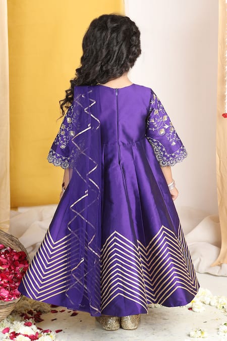 The Little Celebs Floral Zari Embroidered Anarkali Set 