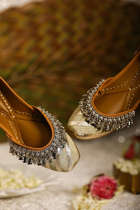 5elements_Gold Lace Work Designer Juttis _Online_at_Aza_Fashions