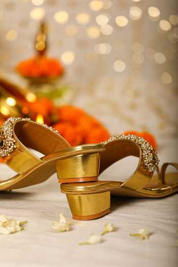 Shop 5elements Gold Beads, Stones Embellished Kolhapuri Heels at Aza Fashions Shop_5elements_Gold Beads, Stones Embellished Kolhapuri Heels _at_Aza_Fashions
