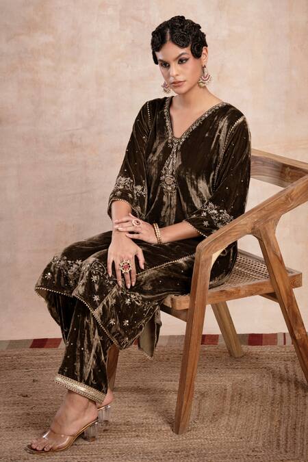 Shop_Saahiil Kapoor_Brown Velvet Embroidery, Zari, Sequins V-neck Antique Choga Kurta Set _Online_at_Aza_Fashions