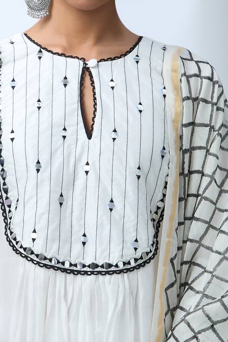 Buy Kalakaari By Sagarika Off White Cotton, Chanderi Silk Mirrors, Embroidery Round Neck Kurta Set Buy_Kalakaari By Sagarika_Off White Cotton, Chanderi Silk Mirrors, Embroidery Round Neck Kurta Set