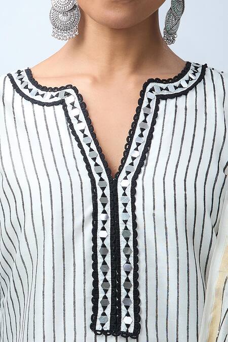 Buy_Kalakaari By Sagarika_Off White Cotton, Chanderi Silk Lace, Mirrors, Embroidery Stripe Print Kurta Set _Online_at_Aza_Fashions
