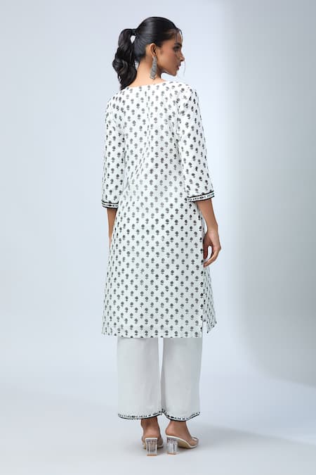 Kalakaari By Sagarika Floral Printed Kurta Pant Set