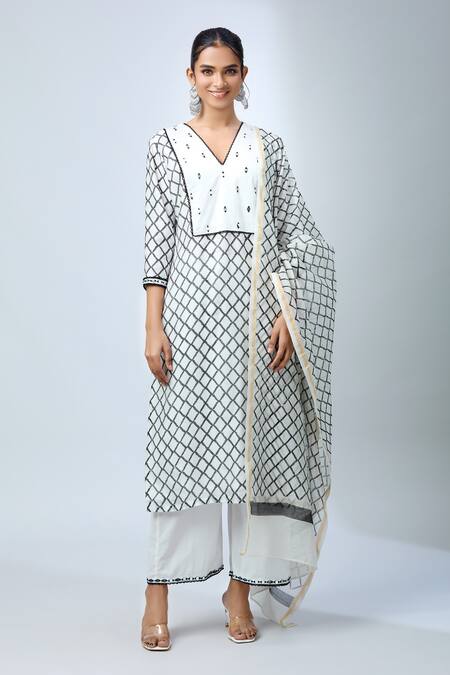 Buy_Kalakaari By Sagarika_Off White Cotton, Chanderi Silk Embroidery, Mirrors Checkered Print Kurta Set _Online_at_Aza_Fashions