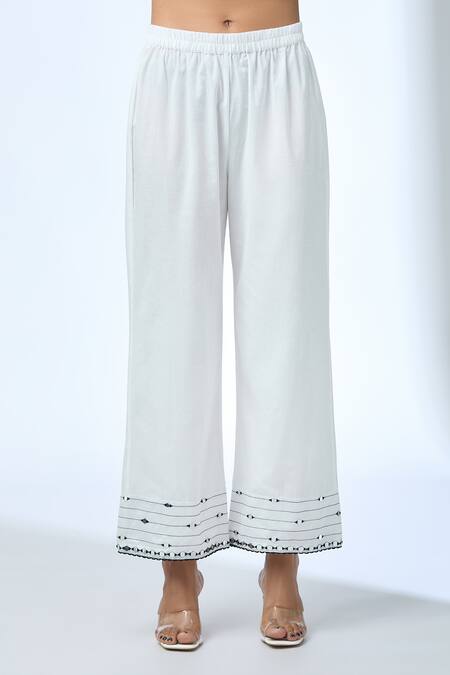 Kalakaari By Sagarika Off White Cotton, Chanderi Silk Embroidery, Mirrors Floral Print Kurta Set Online at Aza Fashions Kalakaari By Sagarika_Off White Cotton, Chanderi Silk Embroidery, Mirrors Floral Print Kurta Set _Online_at_Aza_Fashions