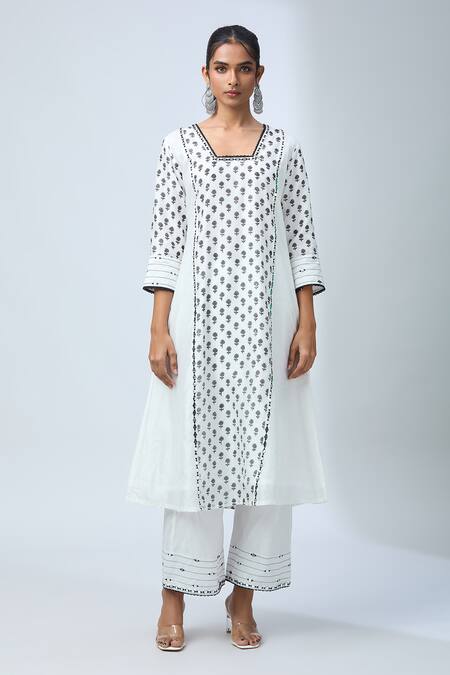 Buy Kalakaari By Sagarika Off White Cotton, Chanderi Silk Embroidery, Mirrors Floral Print Kurta Set Online at Aza Fashions Buy_Kalakaari By Sagarika_Off White Cotton, Chanderi Silk Embroidery, Mirrors Floral Print Kurta Set _Online_at_Aza_Fashions