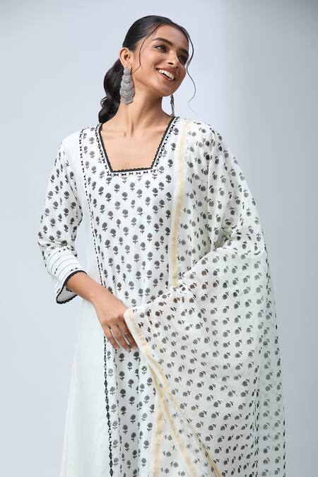 Shop Kalakaari By Sagarika Off White Cotton, Chanderi Silk Embroidery, Mirrors Floral Print Kurta Set Online at Aza Fashions Shop_Kalakaari By Sagarika_Off White Cotton, Chanderi Silk Embroidery, Mirrors Floral Print Kurta Set _Online_at_Aza_Fashions