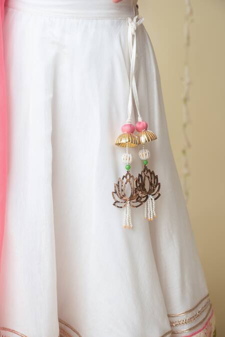 Shop_MI Dulce AN'YA_Ivory Chanderi, Organza, Cotton Pichwai Print Blouse And Dupatta Lehenga Set _Online_at_Aza_Fashions