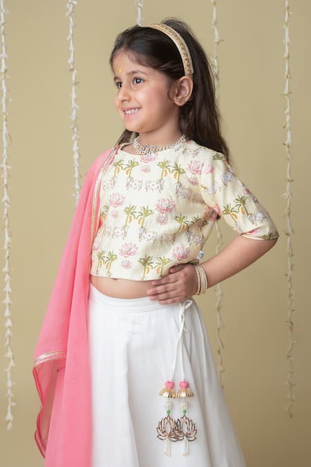 MI Dulce AN'YA_Ivory Chanderi, Organza, Cotton Pichwai Print Blouse And Dupatta Lehenga Set _at_Aza_Fashions