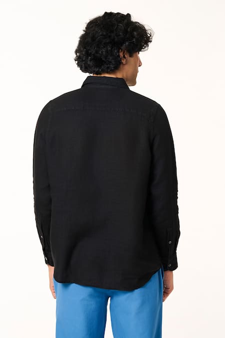 Shop_Terra Luna_Black Linen Collared Pocketed T-shirt _at_Aza_Fashions