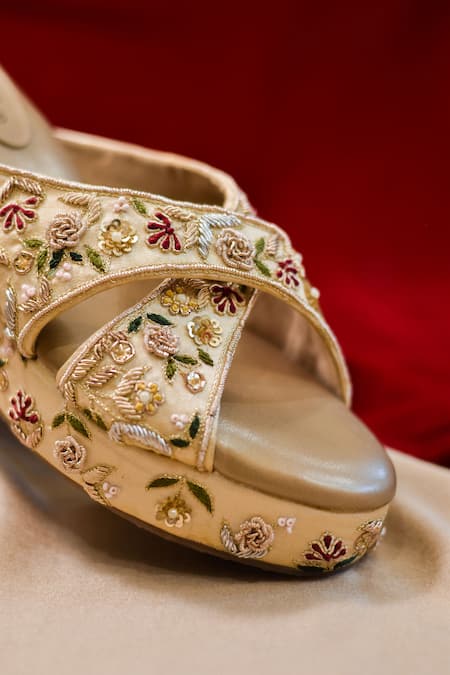 Around Always Gold Zari, Embroidery Wedges Online at Aza Fashions Around Always_Gold Zari, Embroidery Wedges _Online_at_Aza_Fashions