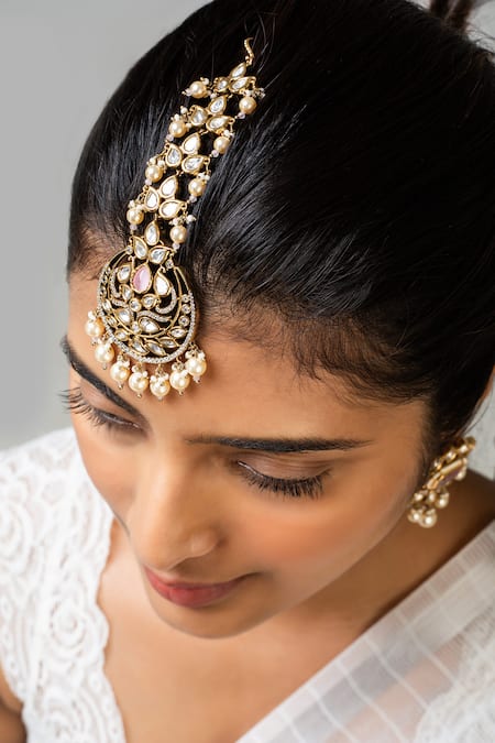 Zevar King Pink Crescent Pearl And Stone Maangtikka Online at Aza Fashions Zevar King_Pink Crescent Pearl And Stone Maangtikka _Online_at_Aza_Fashions