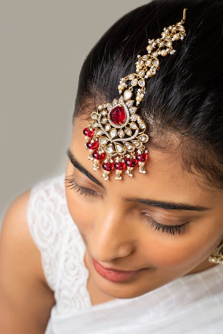Zevar King_Red Floral Shaped Maangtikka _Online_at_Aza_Fashions