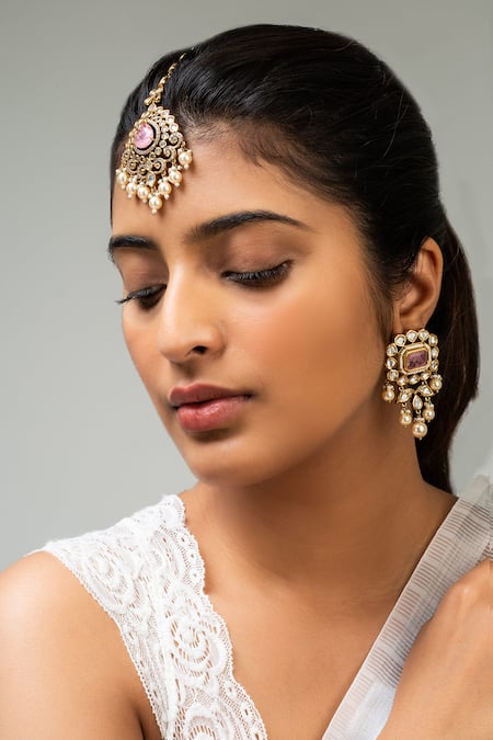 Zevar King Pink Petal Stone Maangtikka With Pearl Tassels Online at Aza Fashions Zevar King_Pink Petal Stone Maangtikka With Pearl Tassels _Online_at_Aza_Fashions