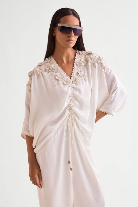 Buy Namrata Joshipura Ivory Satin V-neck 3d Flowers Embroidered Kaftan Dress Online at Aza Fashions Buy_Namrata Joshipura_Ivory Satin V-neck 3d Flowers Embroidered Kaftan Dress _Online_at_Aza_Fashions