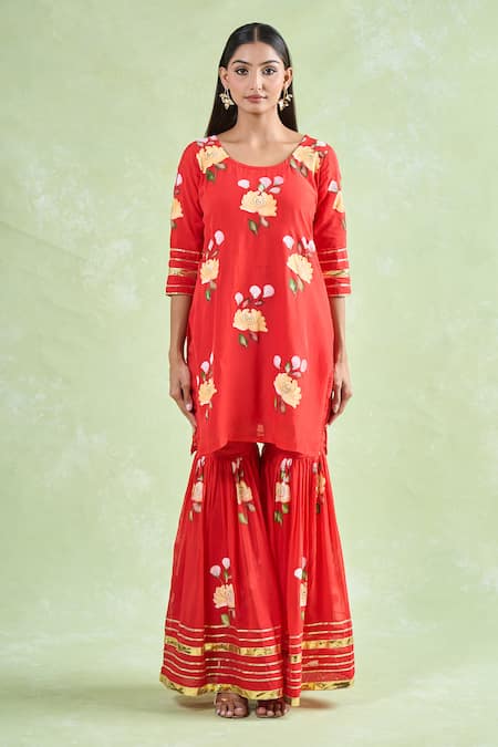 Samyukta Singhania_Red Organza Lace Round Neck Floral Hand Painted Kurta Sharara Set _Online_at_Aza_Fashions