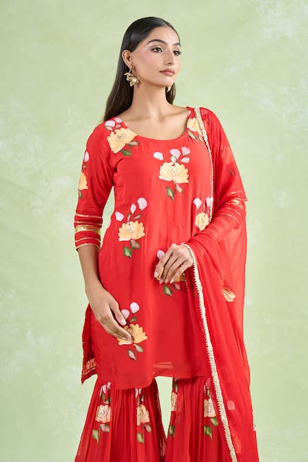 Buy_Samyukta Singhania_Red Organza Lace Round Neck Floral Hand Painted Kurta Sharara Set _Online_at_Aza_Fashions