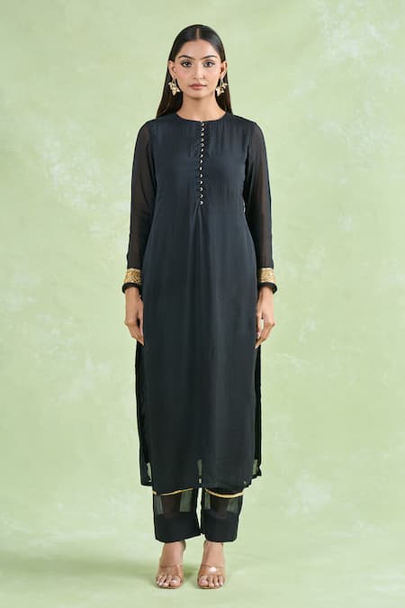 Buy_Naintara Bajaj_Black Organza Beads, Sequins, Lace Round Neck Embellished Kurta Set With Dupatta _Online_at_Aza_Fashions