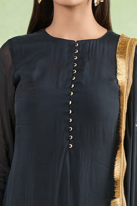 Shop_Naintara Bajaj_Black Organza Beads, Sequins, Lace Round Neck Embellished Kurta Set With Dupatta _Online_at_Aza_Fashions