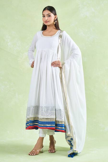 Samyukta Singhania_White Cotton Gota Patti Round Neck Work Anarkali Pant Set _at_Aza_Fashions