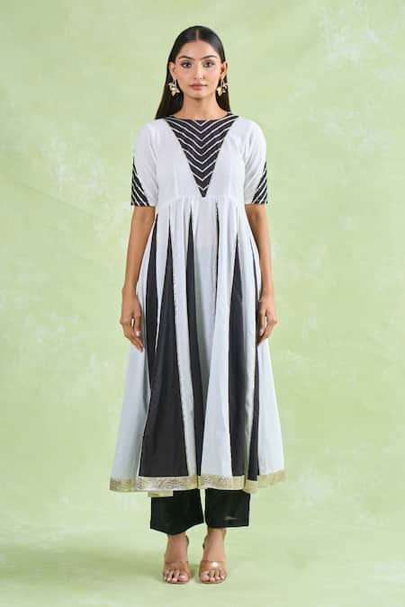 Buy_Samyukta Singhania_Black Cotton Gota Patti Round Neck Color Block Lace Anarkali Pant Set _Online_at_Aza_Fashions