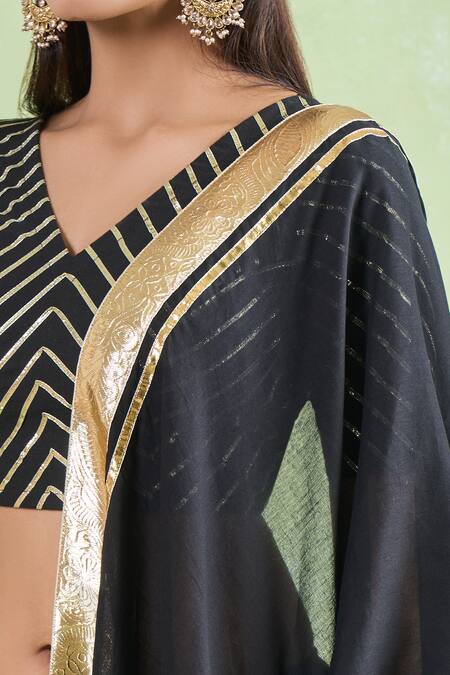 Buy_Naintara Bajaj_Black Cotton Gota Patti V-neck Work Lehenga Set _Online_at_Aza_Fashions