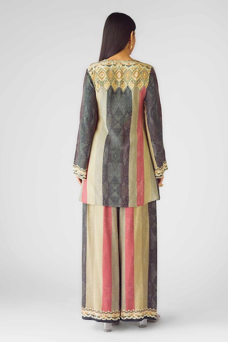 Shop Basanti - Kapde Aur Koffee Multi Color Muslin Mirrors, Multicolor Stripe Print Kurta And Flared Pant Set at Aza Fashions Shop_Basanti - Kapde Aur Koffee_Multi Color Muslin Mirrors, Multicolor Stripe Print Kurta And Flared Pant Set_at_Aza_Fashions