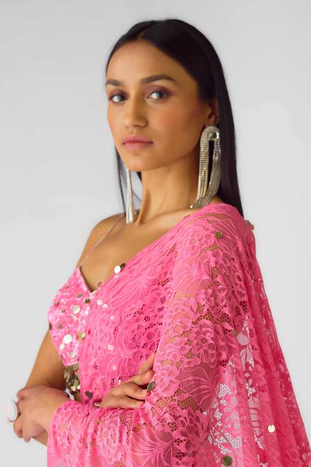 Basanti - Kapde Aur Koffee_Off White Crepe, Lace Sequins Sweetheart Neck Embellished Floral Lehenga Set_at_Aza_Fashions