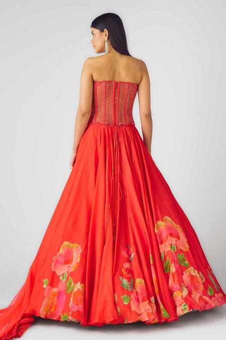 Shop Basanti - Kapde Aur Koffee Red Georgette Sequins, Beads Sweetheart Floral Embellished Lehenga Corset Set at Aza Fashions Shop_Basanti - Kapde Aur Koffee_Red Georgette Sequins, Beads Sweetheart Floral Embellished Lehenga Corset Set_at_Aza_Fashions
