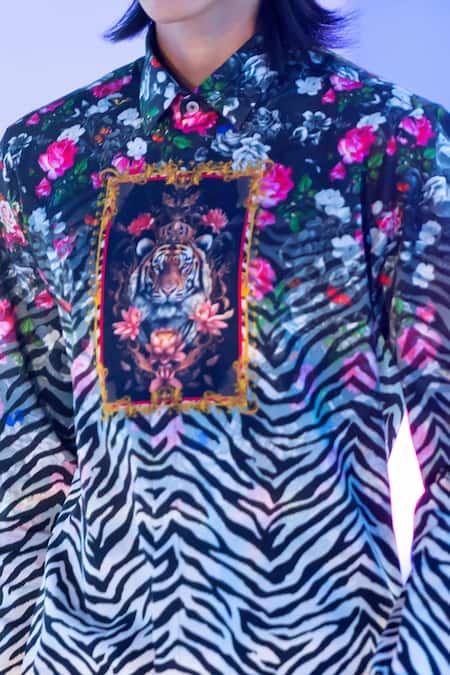 Shop_MR. Ajay Kumar_Black Cotton Floral Zig Zag Print Kurta _Online_at_Aza_Fashions