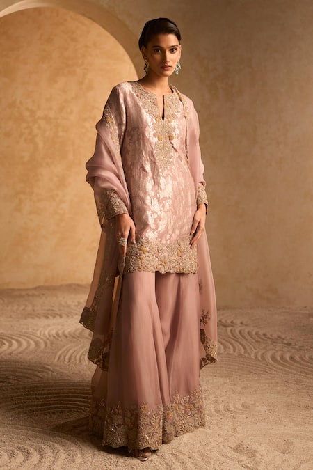 Pankaj & Nidhi Floral Zardozi Embellished Kurta Set 