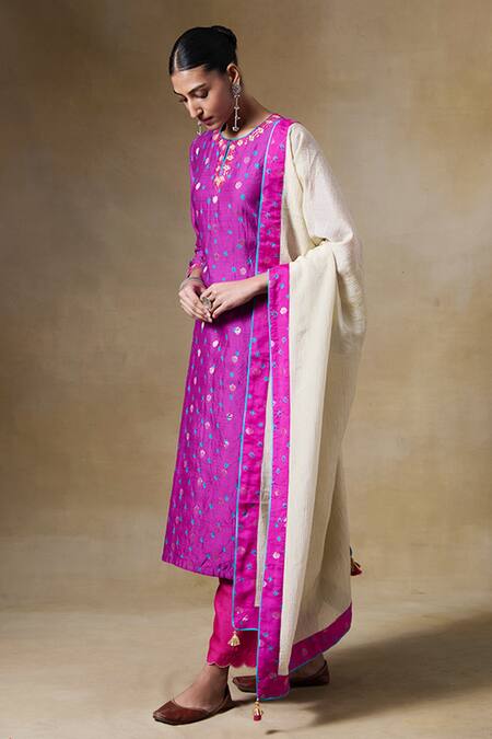 Shop Saundh Pink Chanderi Silk, Muslin, Tissue Mirrors, Floral Gota Work Kurta Pant Set Online at Aza Fashions Shop_Saundh_Pink Chanderi Silk, Muslin, Tissue Mirrors, Floral Gota Work Kurta Pant Set _Online_at_Aza_Fashions