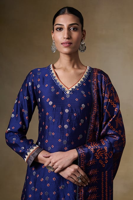 Buy Saundh Blue Chanderi Silk, Muslin, Viscose Mirrors, Woven Butti Bandhani Kurta Pant Set Online at Aza Fashions Buy_Saundh_Blue Chanderi Silk, Muslin, Viscose Mirrors, Woven Butti Bandhani Kurta Pant Set_Online_at_Aza_Fashions